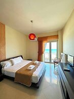 Central Beach Apartment