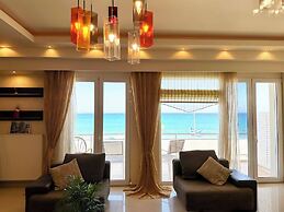 Central Beach Apartment