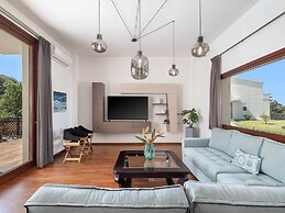 Tuscany Villa Near Marathi Beach 13pl 5bd