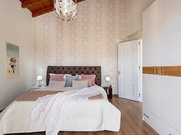 Tuscany Villa Near Marathi Beach 13pl 5bd