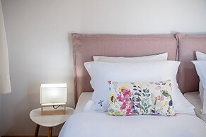 Tuscany Villa Near Marathi Beach 13pl 5bd