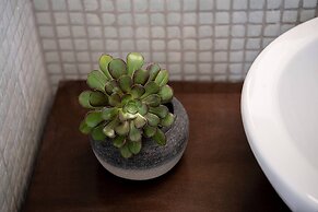 Tuscany Villa Near Marathi Beach 13pl 5bd