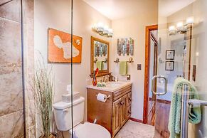 Tropical & Serene Garden Vistas