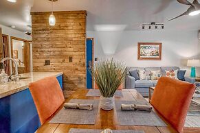 Tropical & Serene Garden Vistas