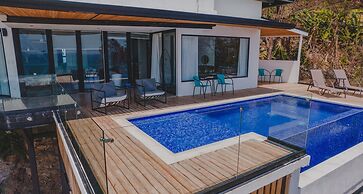 Casa Nina Santa Teresa