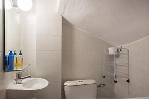 Octopus House 1 min From the Beach of Nikiti