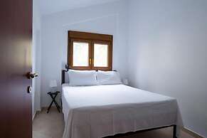 Octopus House 1 min From the Beach of Nikiti