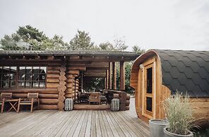 Authentic Log House Near The Fjord and Forest