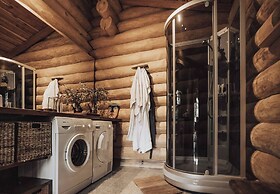 Fjordhygge, Cozy Log Retreat Near Sea & Forest - Sauna & Outdoor Livin