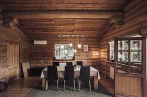 Fjordhygge, Cozy Log Retreat Near Sea & Forest - Sauna & Outdoor Livin