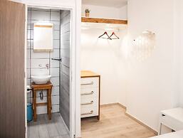 Secret Loft, 2min Walk From The Beach, High Tech