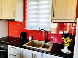 Cozy Snuggle- 2min To Beach, 6min Walk To Old Town