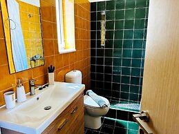 Cozy Snuggle- 2min To Beach, 6min Walk To Old Town