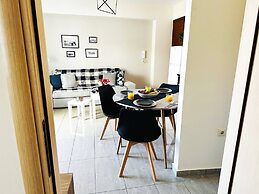 Cozy Snuggle- 2min To Beach, 6min Walk To Old Town