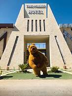 Tunis Pyramids Hotel