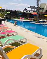 Tunis Pyramids Hotel
