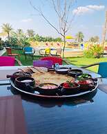 Tunis Pyramids Hotel