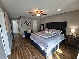 Live on the Bay - Walk To Moody Gardens - Private Fishing Pier & Boat 