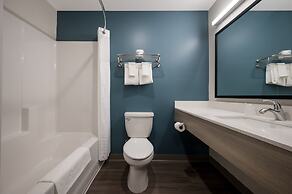 Woodspring Suites East Lansing - University Area