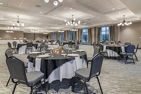 Cambria Hotel Lake Placid - Lakeside Resort