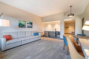 Cambria Hotel Lake Placid - Lakeside Resort