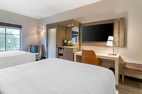 Cambria Hotel Lake Placid - Lakeside Resort