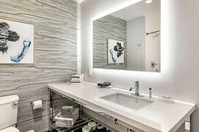 Cambria Hotel Lake Placid - Lakeside Resort