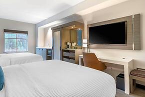 Cambria Hotel Lake Placid - Lakeside Resort