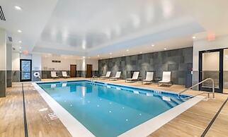 Cambria Hotel Lake Placid - Lakeside Resort