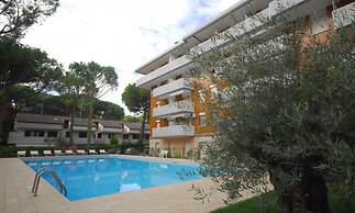 Two-bedroom Apartment in Residence by the Beach With Shared Pool