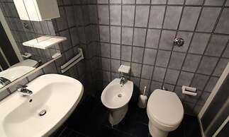 Two-bedroom Apartment in Residence by the Beach With Shared Pool