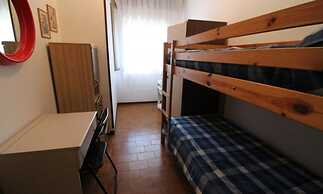 Two-bedroom Apartment in Residence by the Beach With Shared Pool