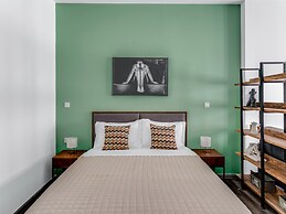 Sanders Center - Nice Studio Apartment