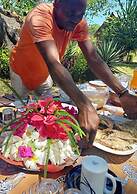 Room in Guest Room - 38m2 Turtle Suite in a 560 m2 Villa, Indian Ocean