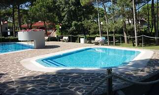 Apartment in Nice Residence by the sea With Pool