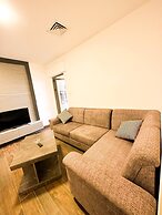 Central Apartment For Rent 28