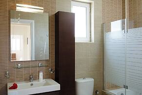 Luxury Villa Blanca With Sea View