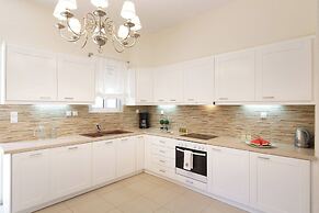 Luxury Villa Blanca With Sea View