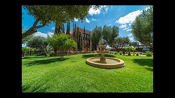 Villa With Heated Pool and Breakfast Included - by Feelluxuryholidays