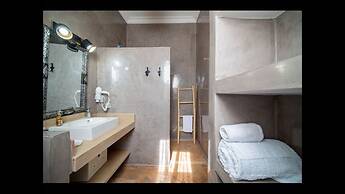 Villa With Heated Pool and Breakfast Included - by Feelluxuryholidays