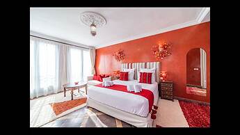 Villa With Heated Pool and Breakfast Included - by Feelluxuryholidays