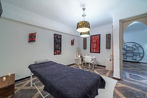 Villa With Heated Pool and Breakfast Included - by Feelluxuryholidays