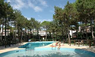 Vacation in Lignano by the Pool - Beahost