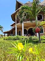 Room in Guest Room - Eagle Suite 38m2 in Villa 560 m2, Indian Ocean Vi