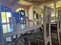 Room in Guest Room - Eagle Suite 38m2 in Villa 560 m2, Indian Ocean Vi