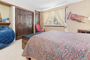 Cozy Moonlight Chalet