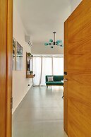 Central Suites Tower