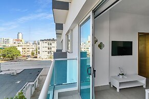 Central Suites Tower