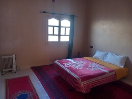 Room in Guest Room - Riad dar Tazoulte Bedroom