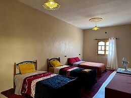 Room in Guest Room - Riad dar Tazoulte Bedroom